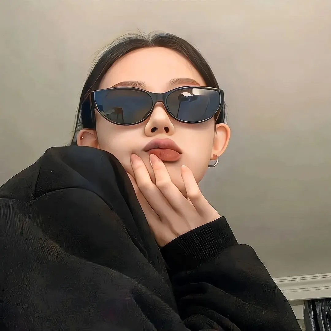 开局一座山2海报