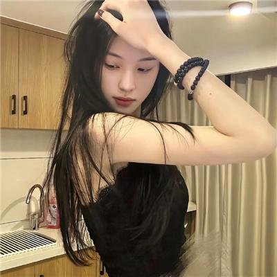 绕场一周海报